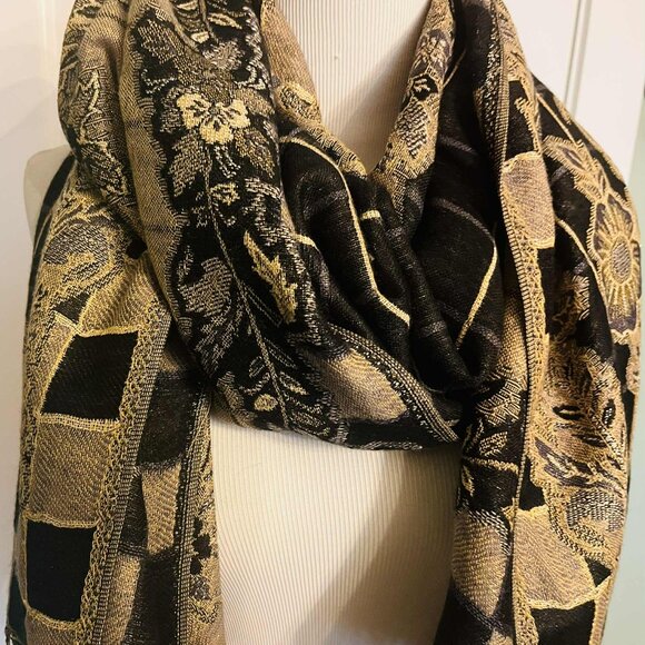 Vintage Pashmina Viscose Shawl 1990s, Black & Gold Floral Jacquard, Large - Picture 14 of 15